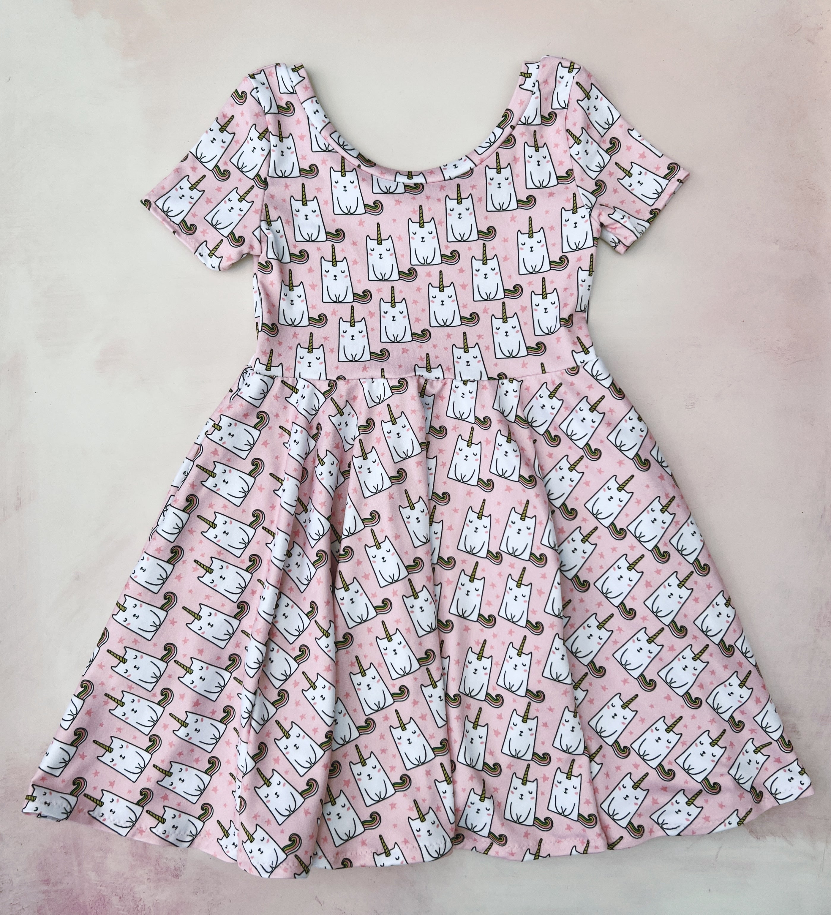 Greta- pink caticorns