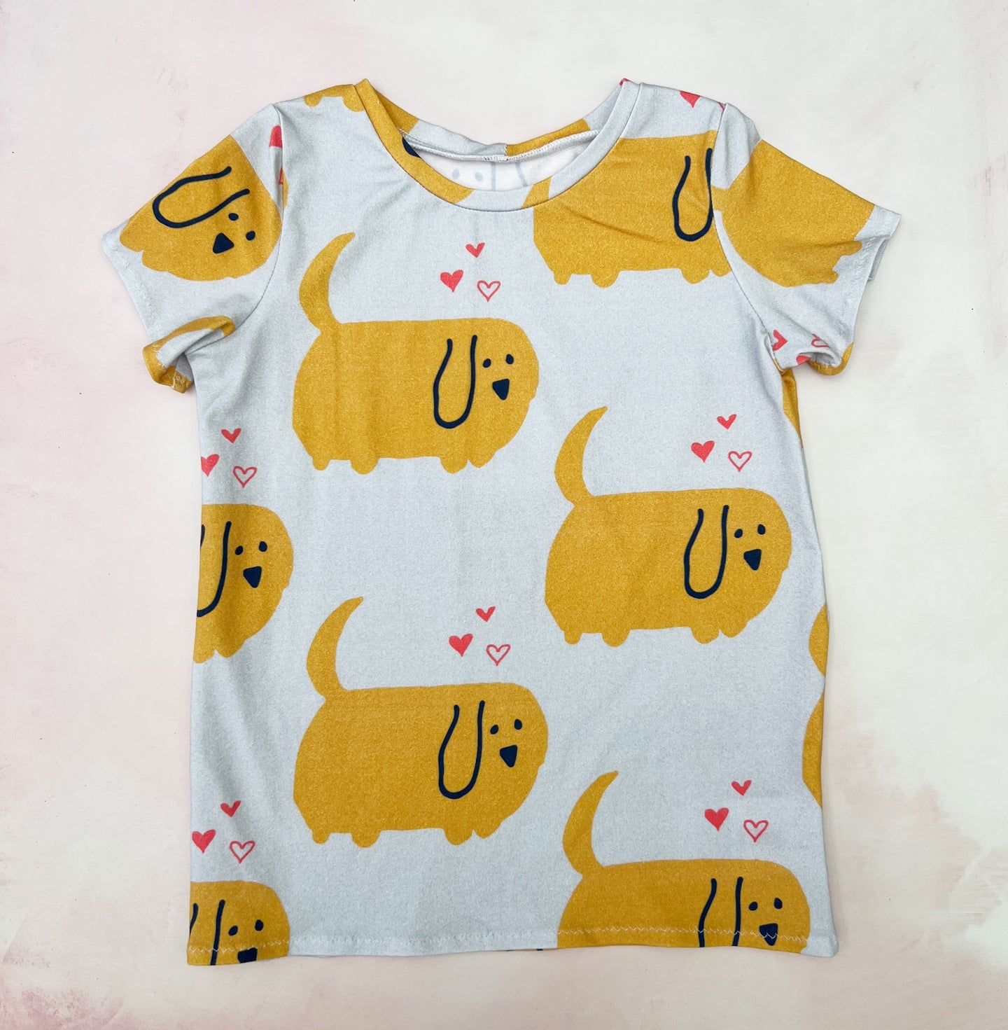 yellow dogs tee