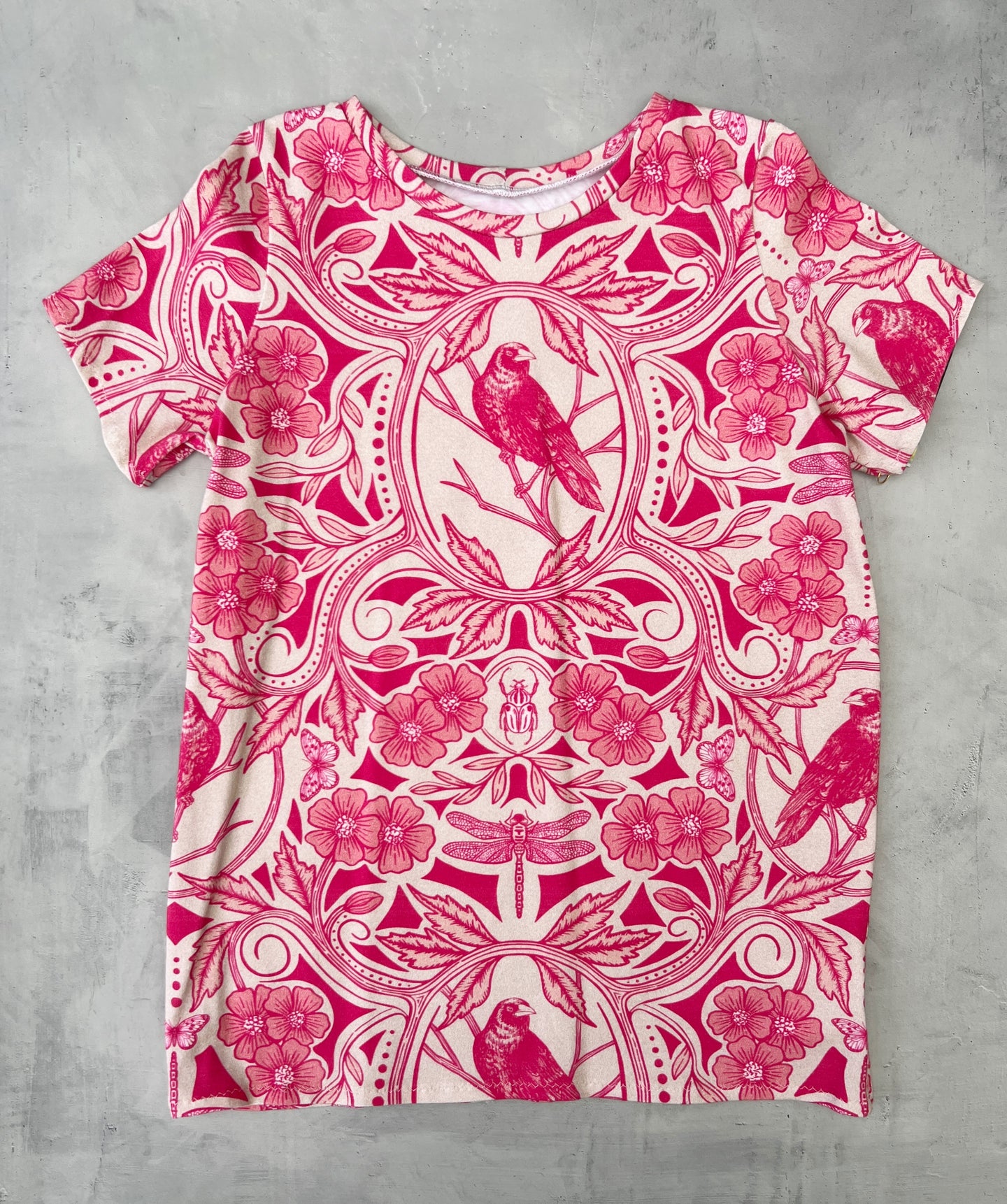 pink crow tee