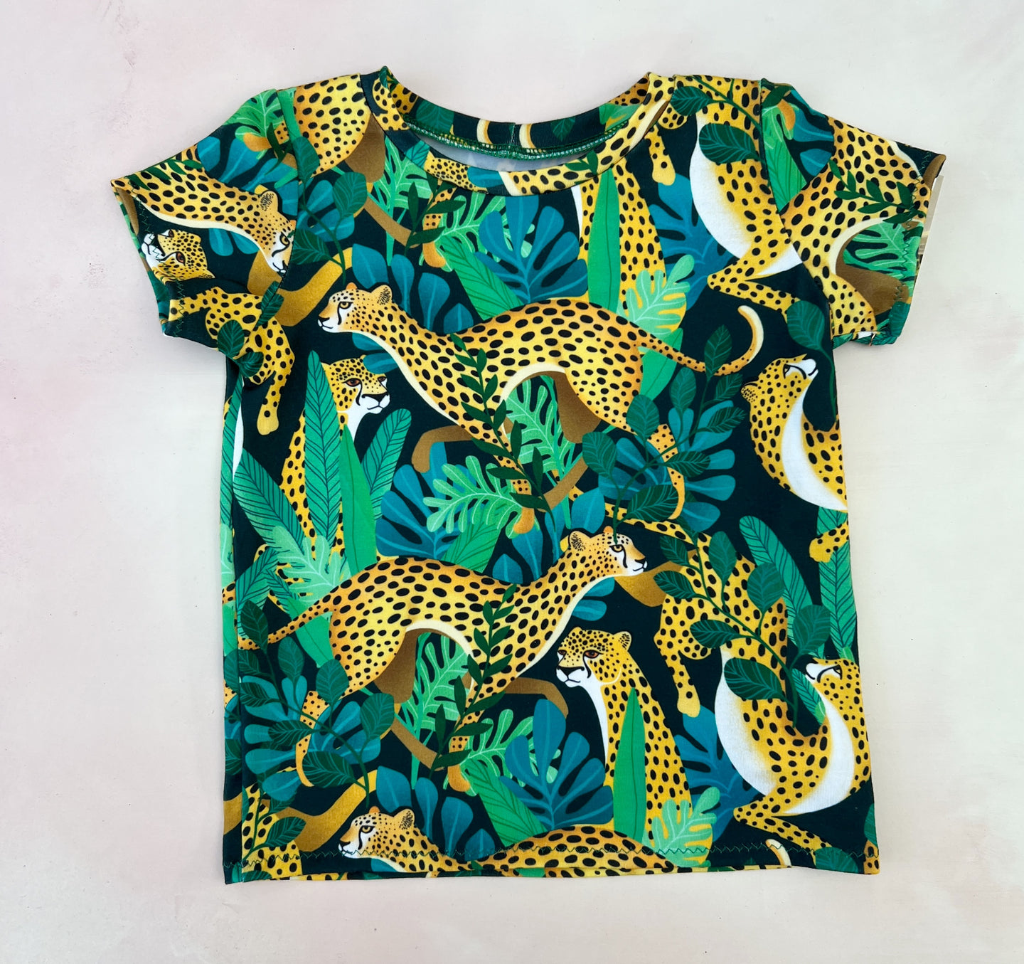 jungle leopards tee