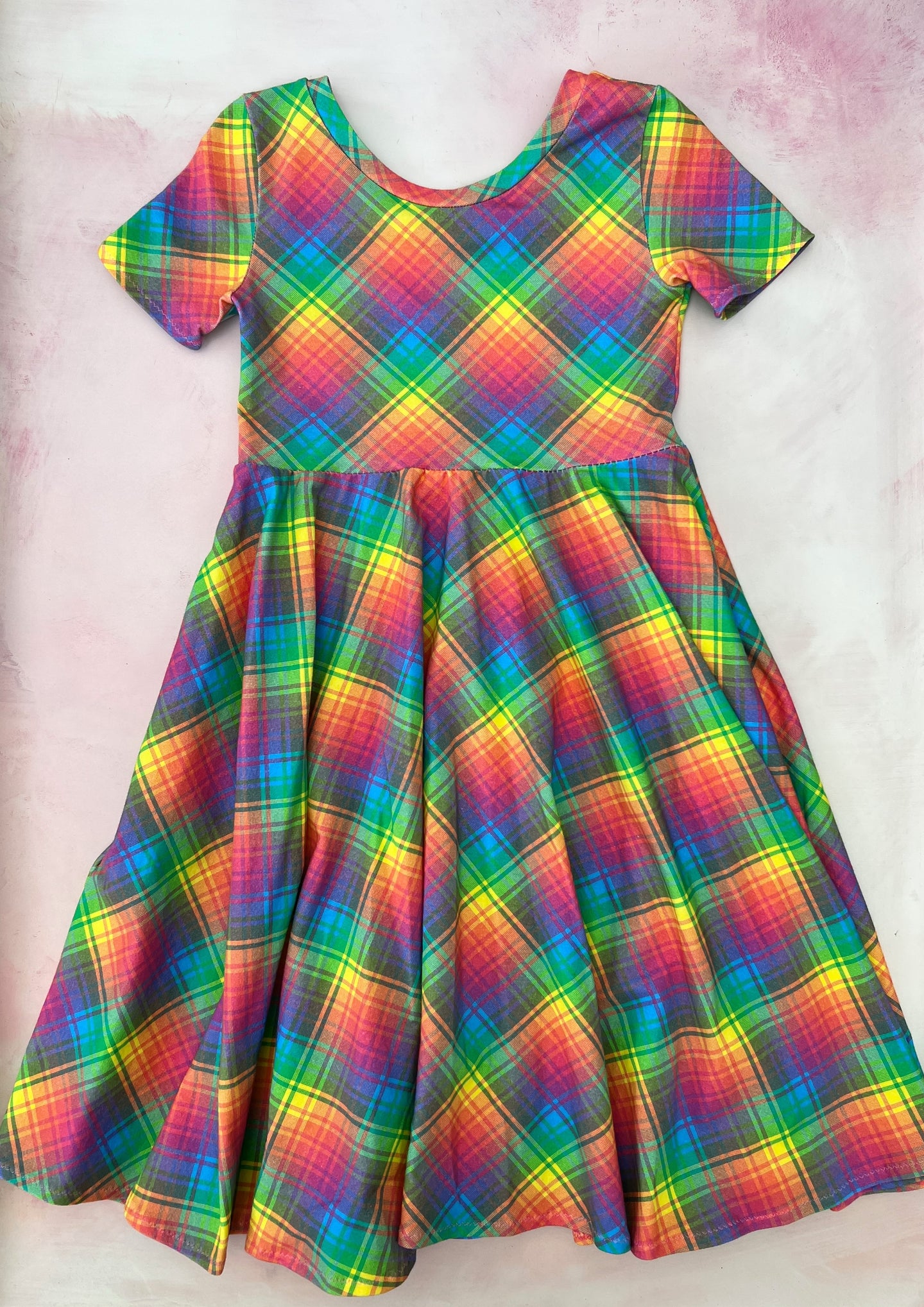 greta- rainbow plaid
