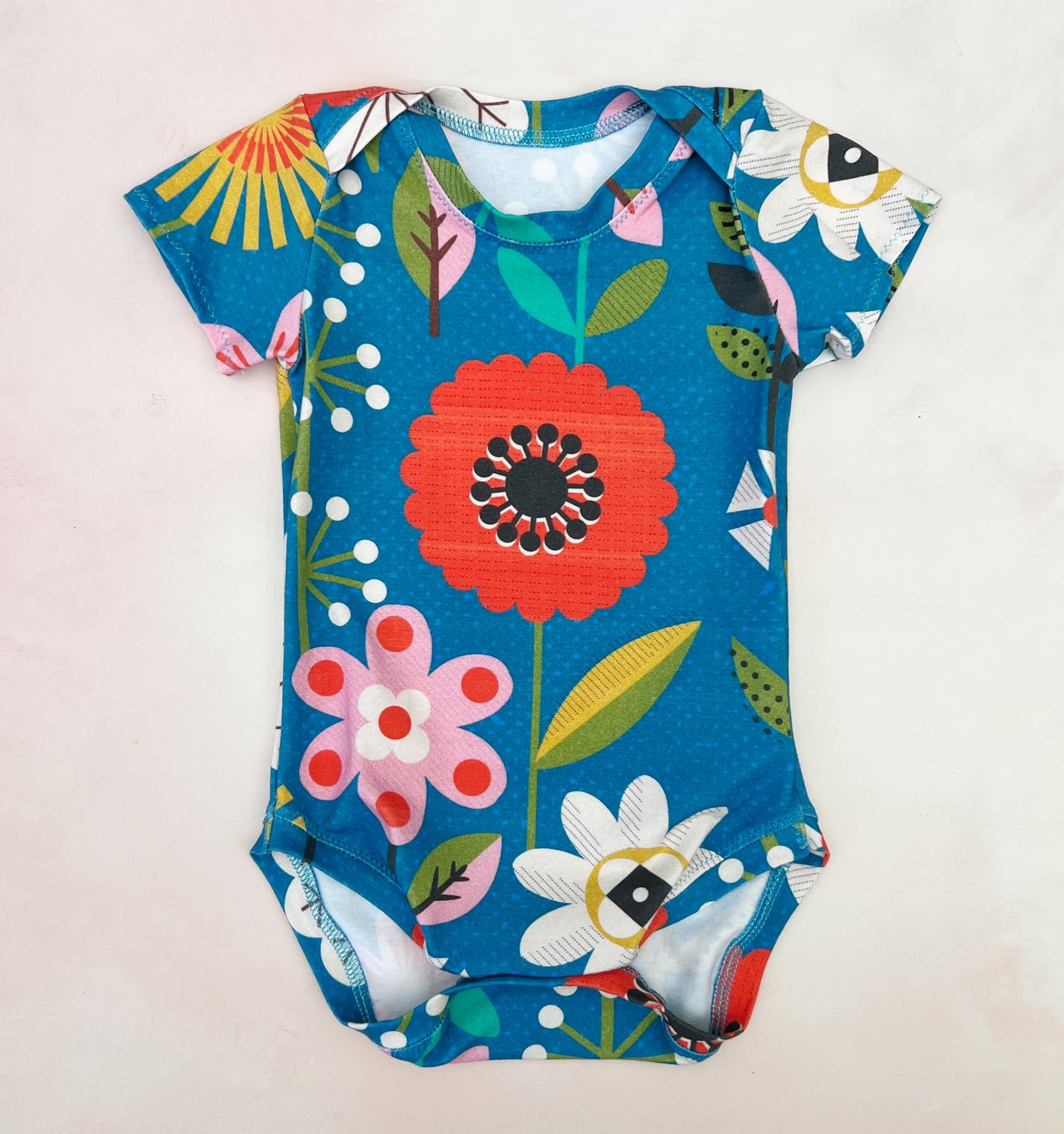 onesie- blue mod floral