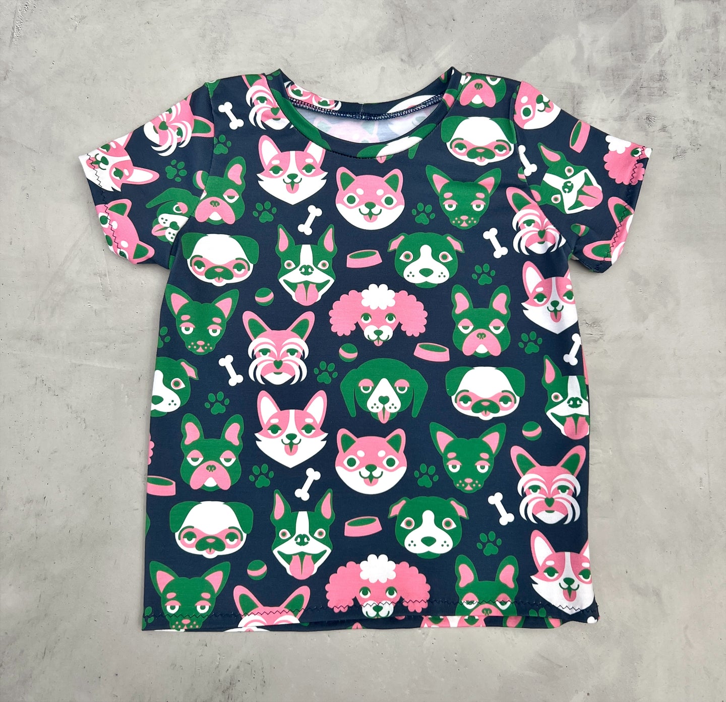 dog heads tee