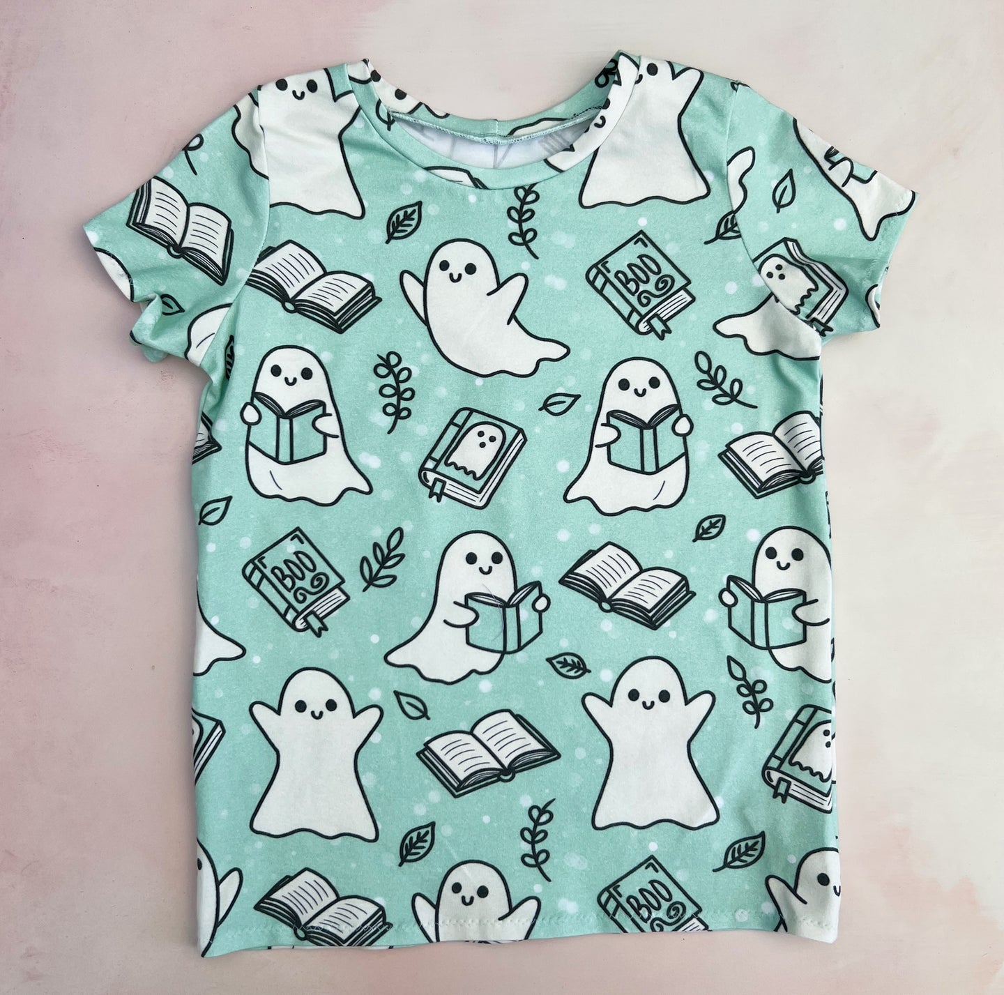 reading ghosts tee