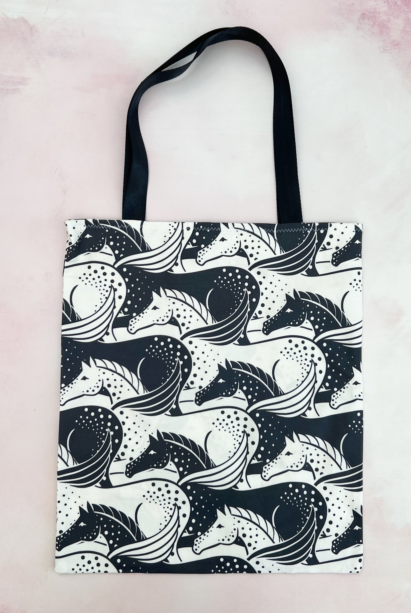 BW horses tee