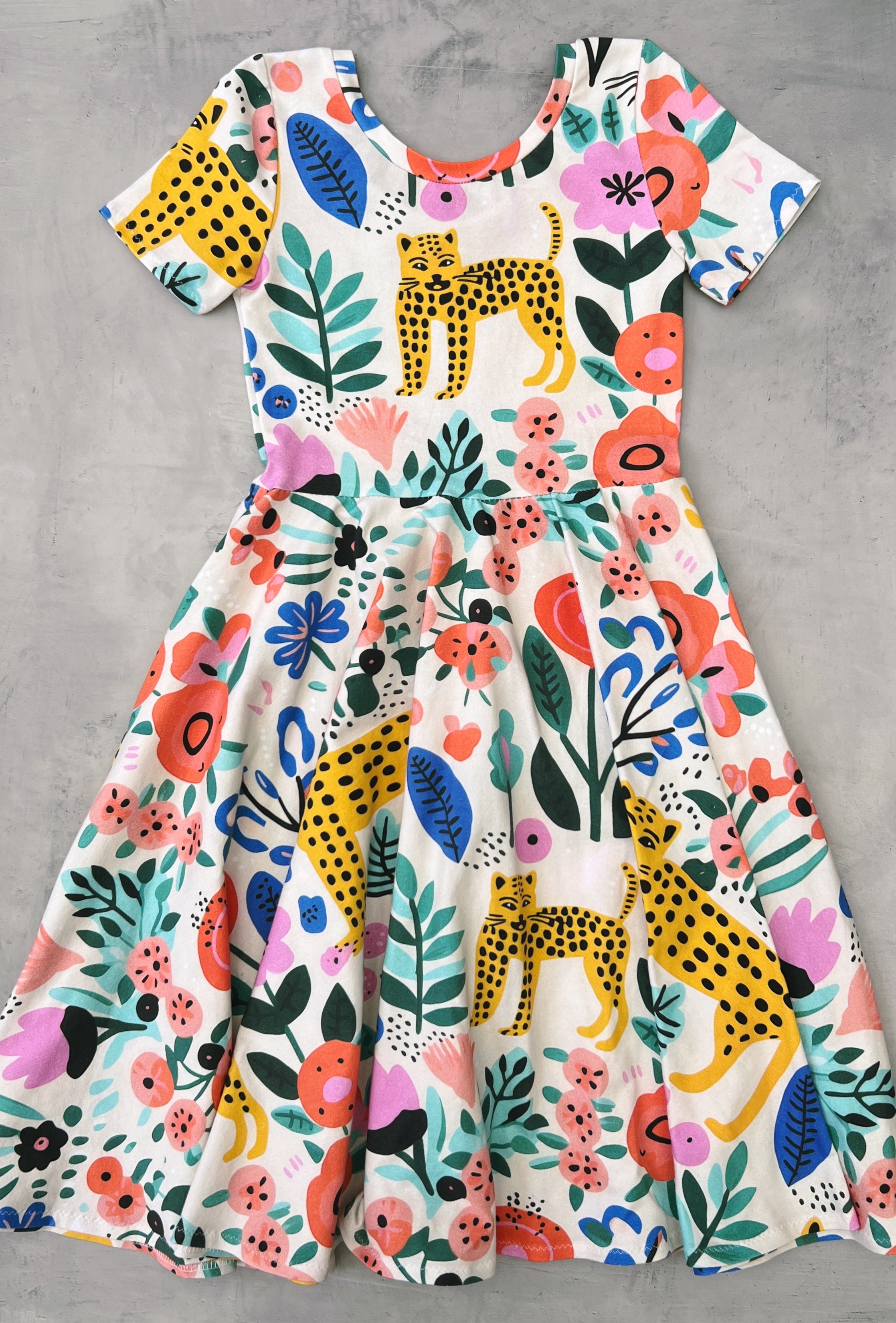 greta- wild leopard floral