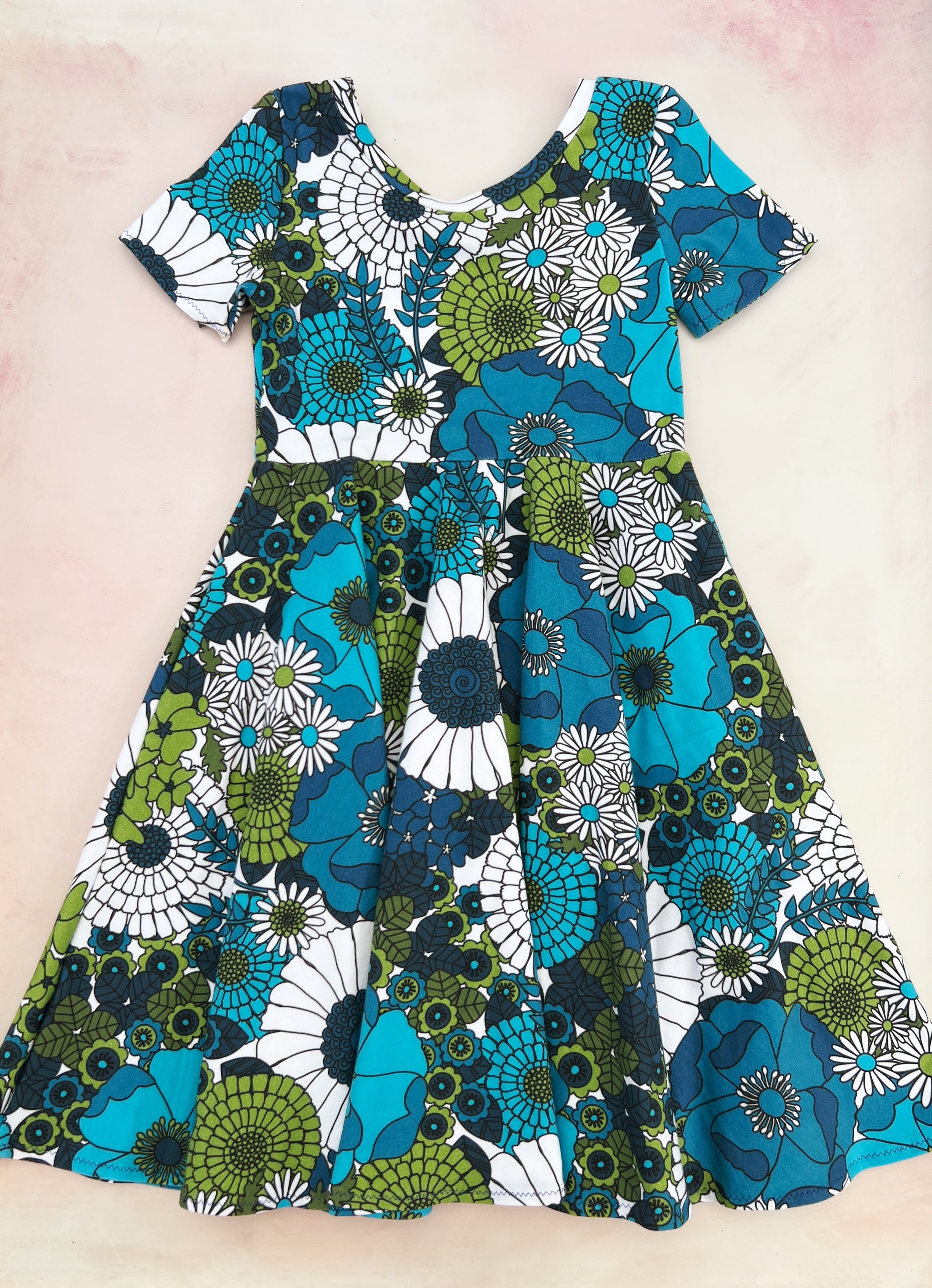 greta- blue floral
