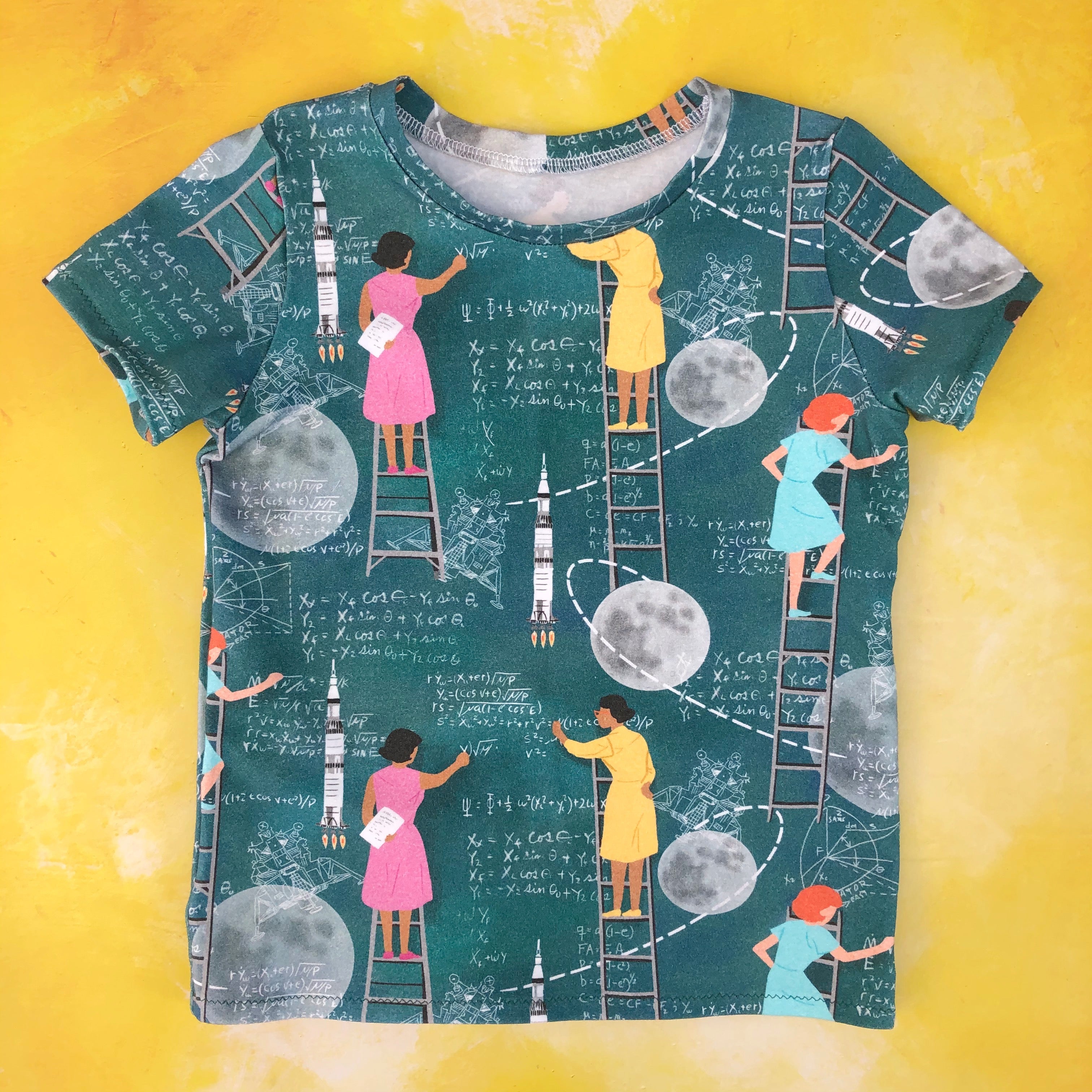 women in math tee